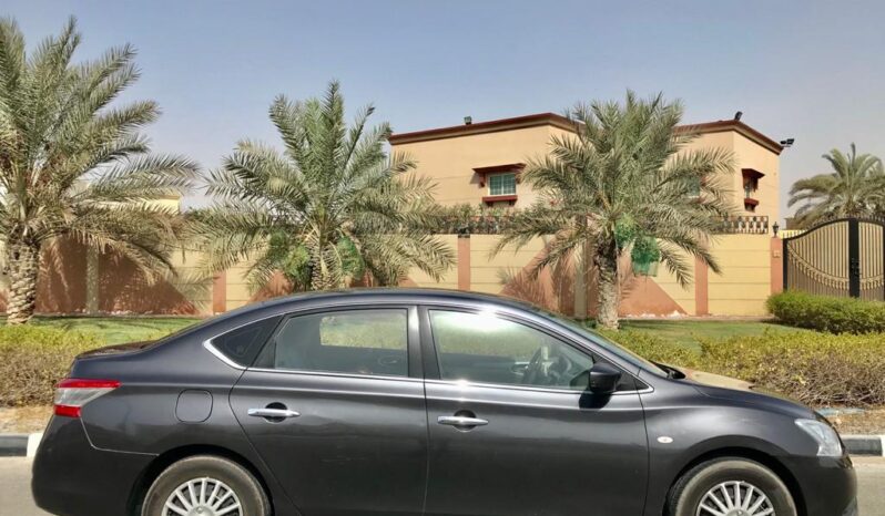 
								Nissan Sentra 2014 / GCC / Excellent Condition full									