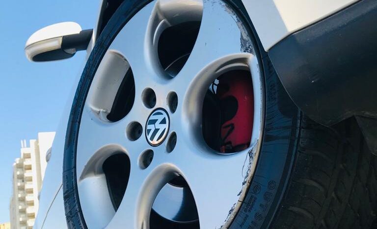 
								Volkswagen GTI 2008 Model full									