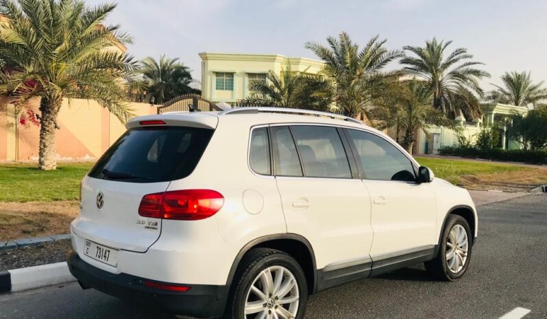 
								Volkswagen Tiguan 2013 Model / Full Options / Excellent Condition full									