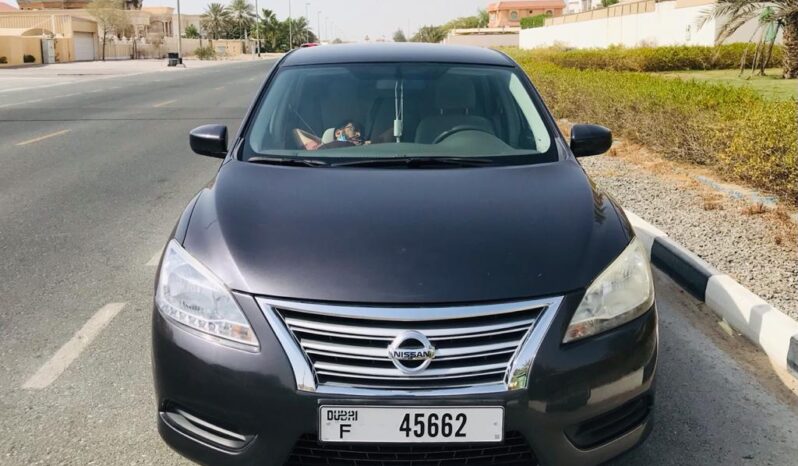 
								Nissan Sentra 2014 / GCC / Excellent Condition full									