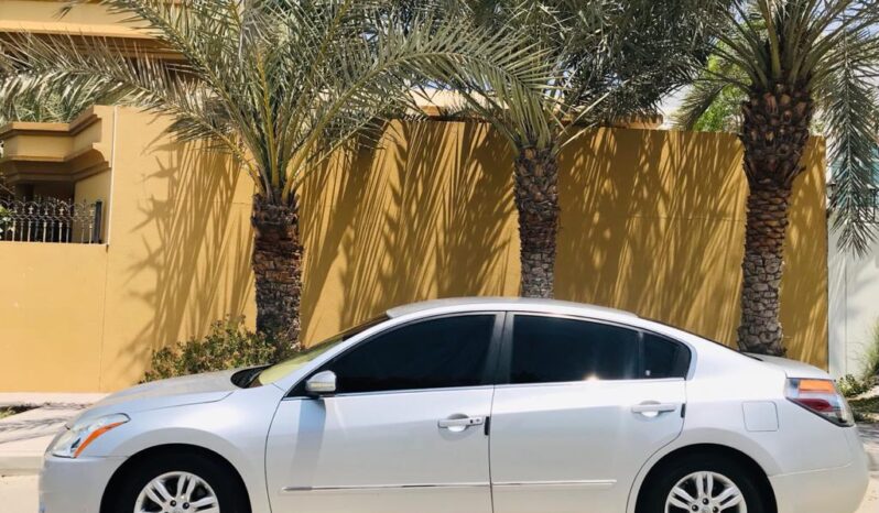 
								Nissan Altima 2012 Model / GCC Specifications / Excellent Condition full									