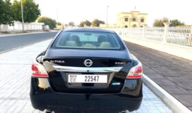 Beautiful Nissan Altima 2013 Model / GCC Specs