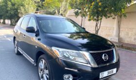 Nissan Pathfinder 2014 / SEL / Immaculate Condition